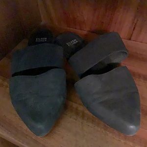 Eileen Fisher black slides size 9